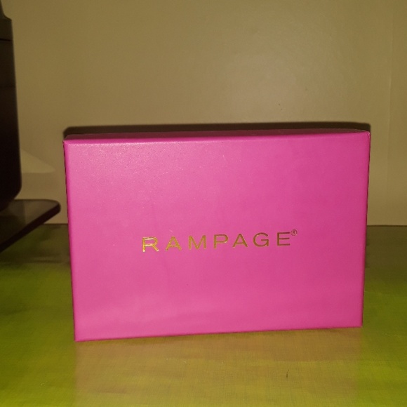 Rampage Silver Tone Necklace and Earring Set - Picture 4 of 4